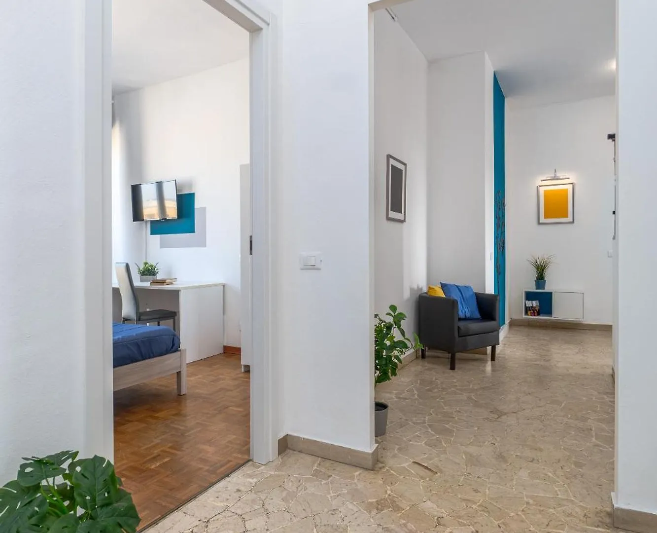 Blue Apartment Cesano Boscone Italien