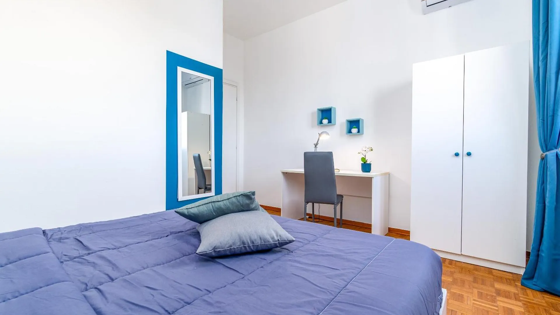 Blue Apartment Cesano Boscone