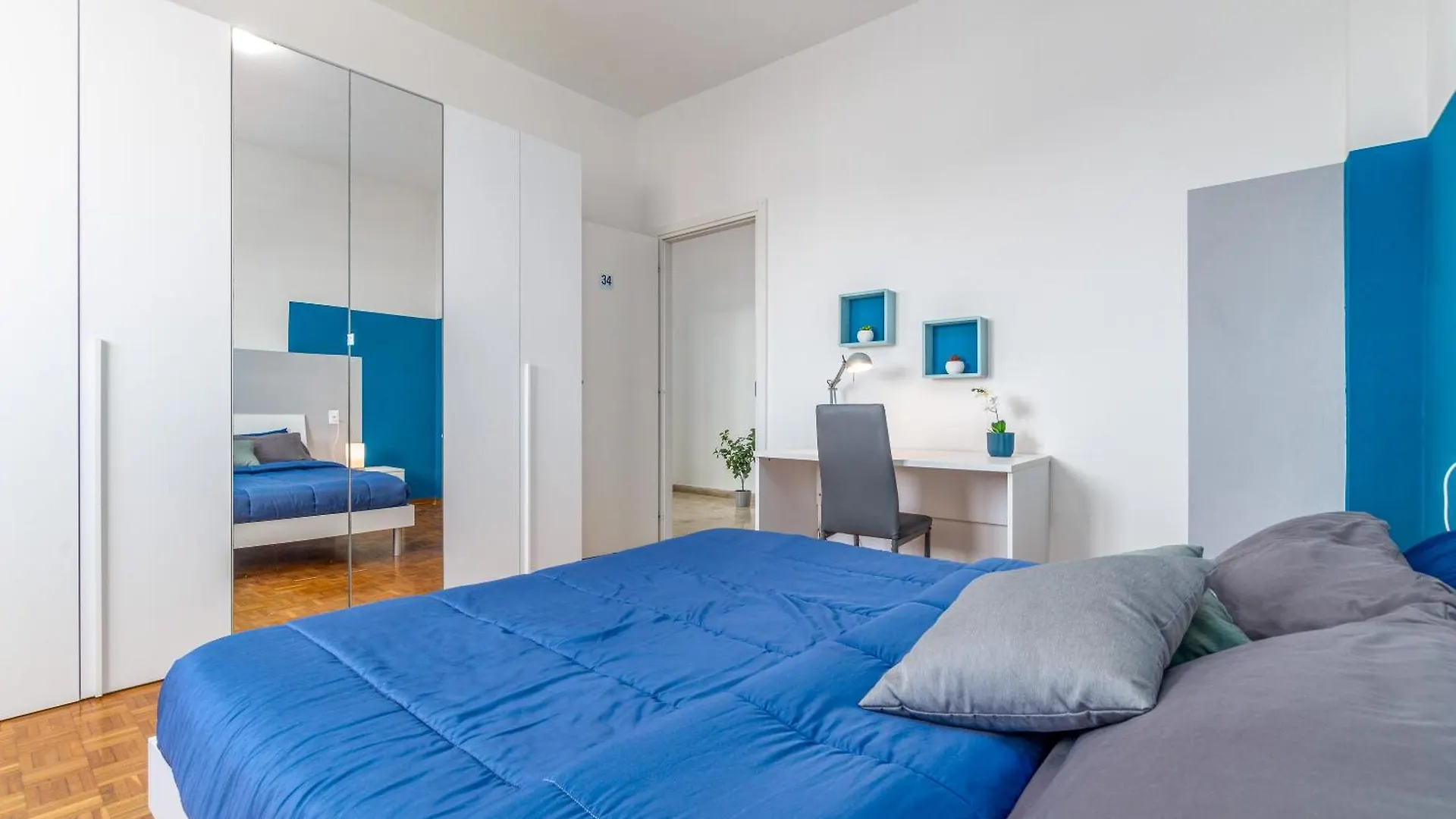 Blue Apartment Cesano Boscone