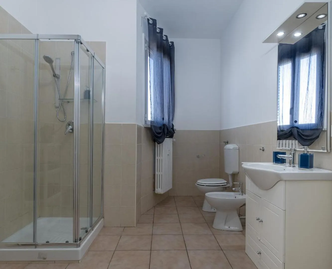 Blue Apartment Cesano Boscone